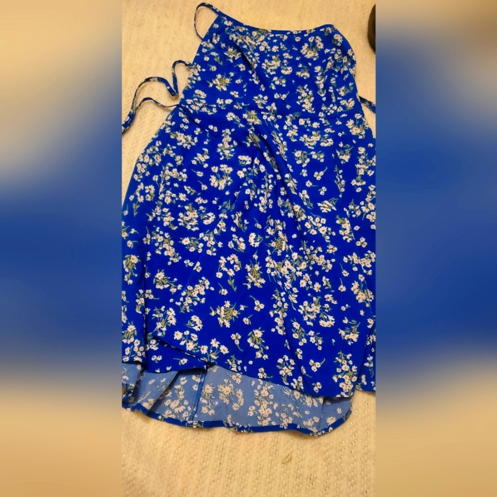 Summer dress criscross in back small